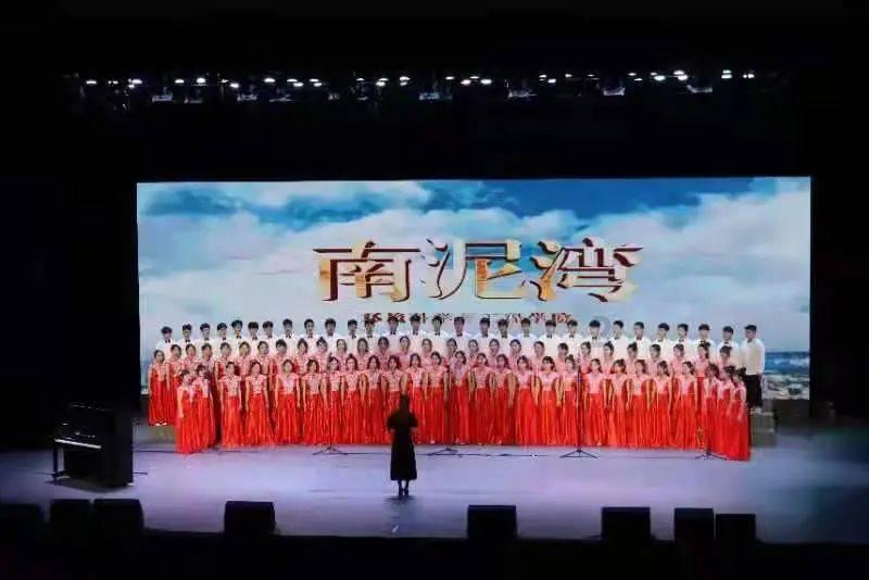 云上的歌